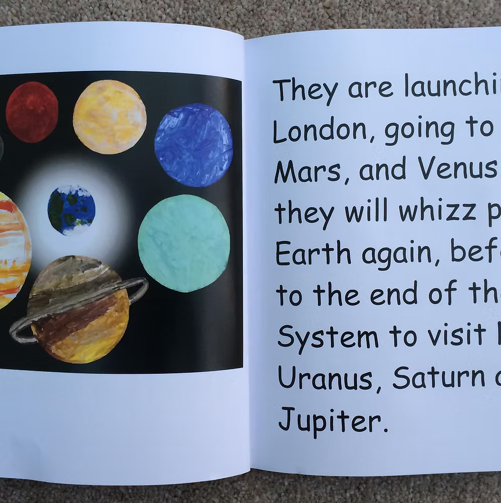 Dexter and Gracie go to Space